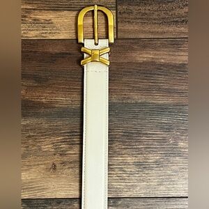Vintage Sostanza Ivory Belt with Gold Bow Like Buckle Split Leather Small 32-33”